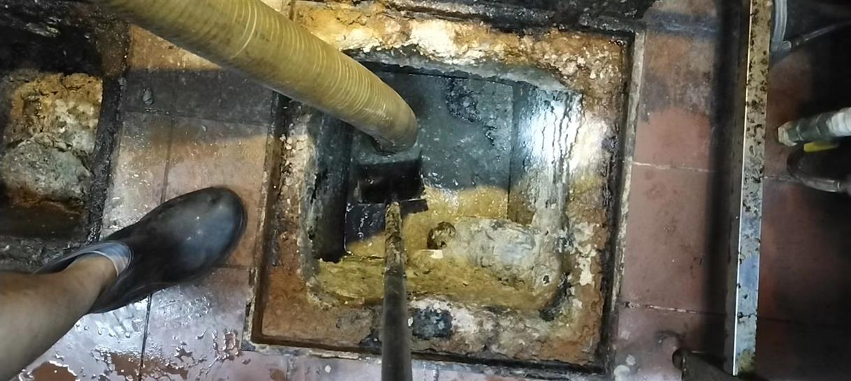 平乐化油池清理-污水池清掏